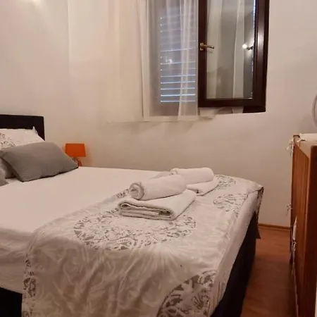 Luka Apartman Zára